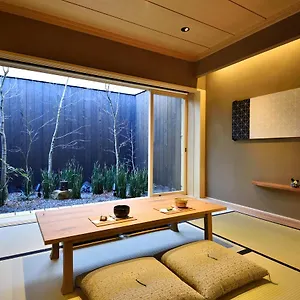 miun-kinkakuji.hotels-in-kyoto.org/
